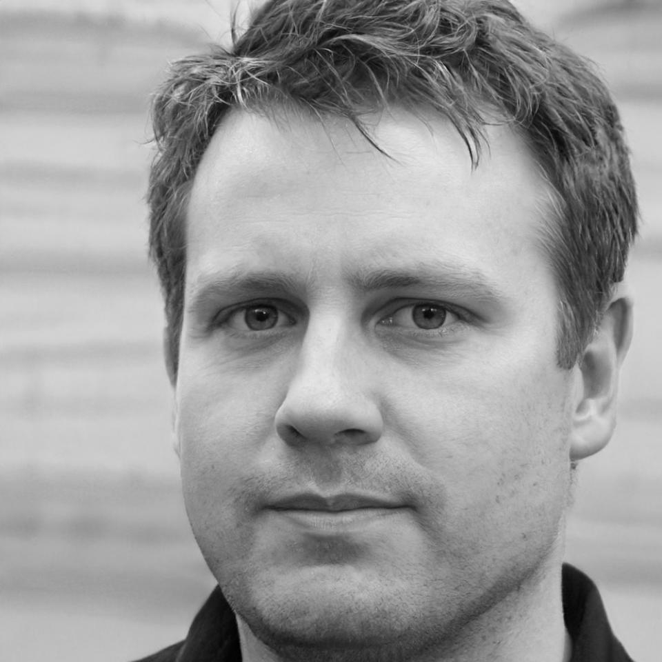 Professional headshot of Bjorn Eriksson, Senior Market Analyst